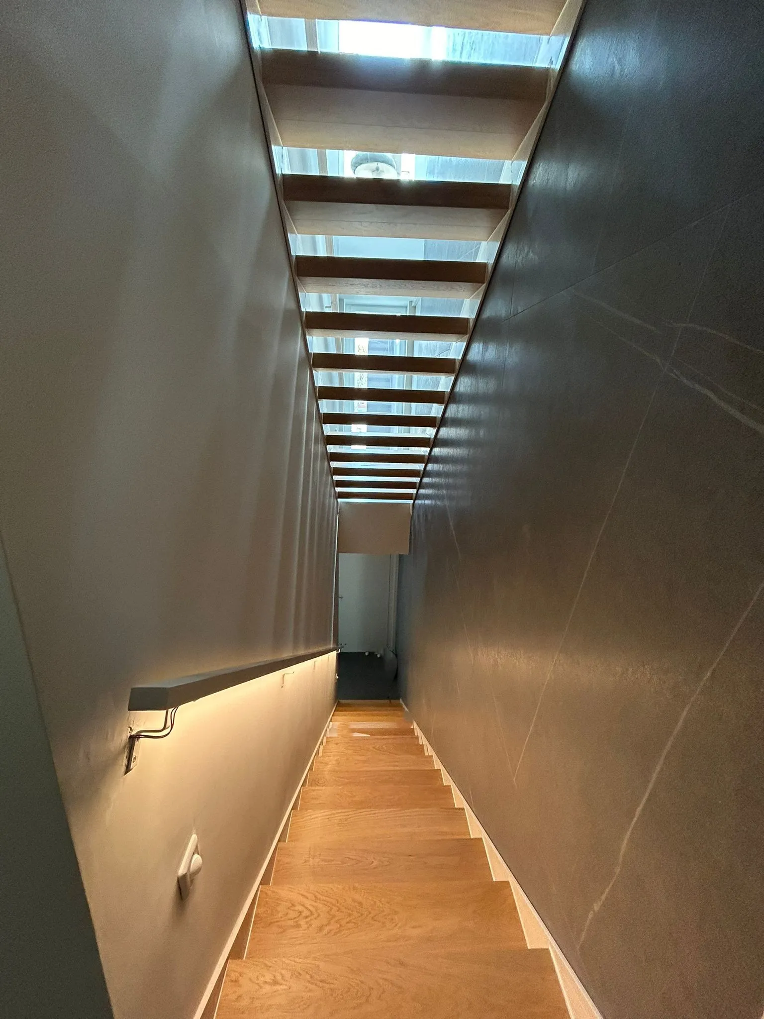 revestimientos_suelos_y_escaleras_6